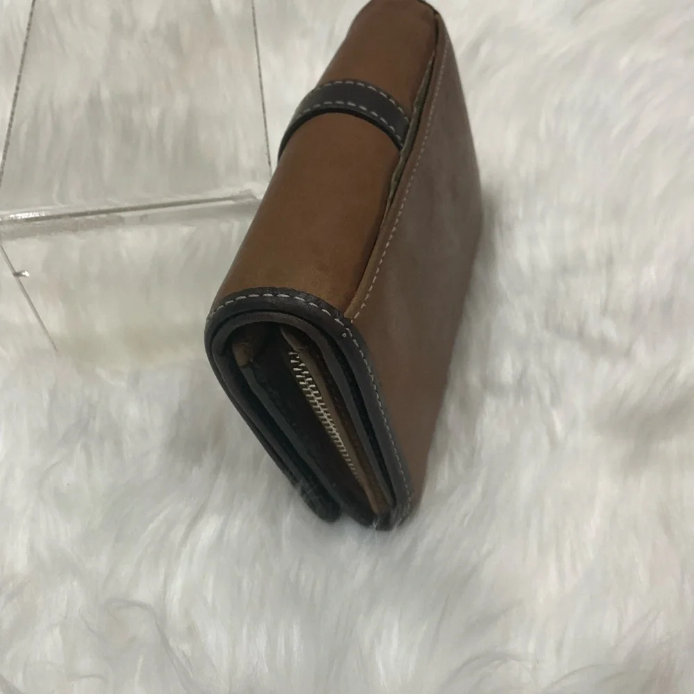 Vintage Coach All Leather Bifold Wallet in Dark and Medium Brown